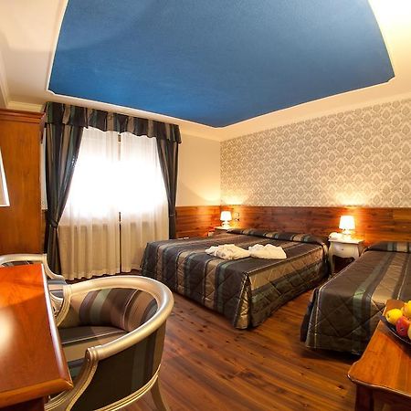 Hotel Cles Pokój zdjęcie