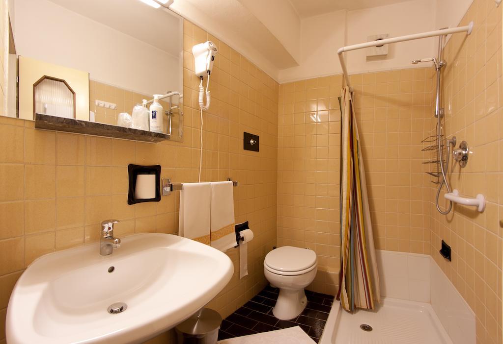 Hotel Cles Pokój zdjęcie